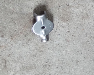 沖壓件廠采用什么方法來抑制沖壓件產生翻料、扭曲